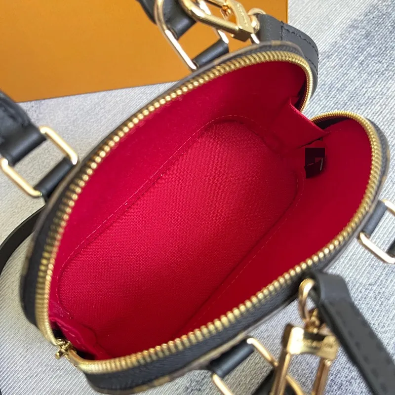 All Categories Official Website "Brand Women's Bags" Women's Bags 💙 LV 2026 New LV Crossbody Bag