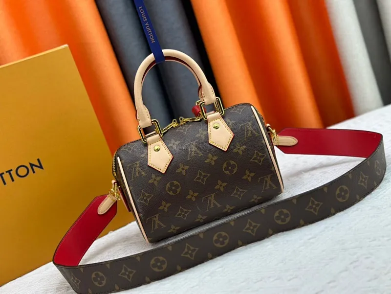 All Categories Official Website "Brand Women's Bags" Women's Bags 💙 LV 2024 New LV Crossbody Bag