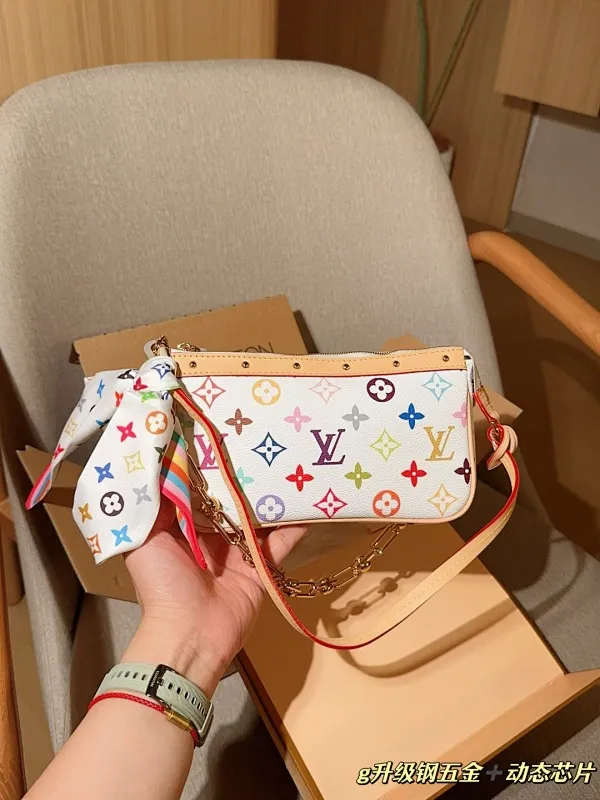 All categories Official website "Brand Women's Bags" Women's Bags 💙 LV 2025 new LV armpit bag