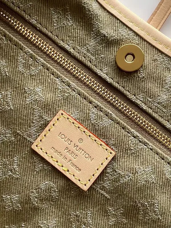 All Categories Official Website "Brand Women's Bags" Women's Bags 💙 LV 2026 Official Website New LV Crossbody Bag