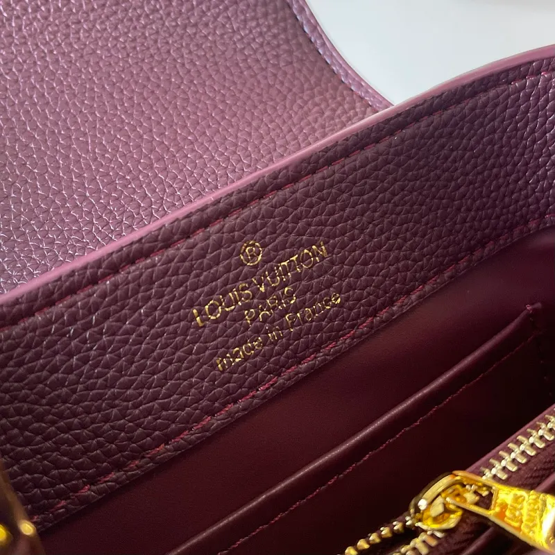 All Categories Official Website "Brand Women's Bags" Women's Bags 💙 LV LV 2026 New Crossbody Shoulder Bag
