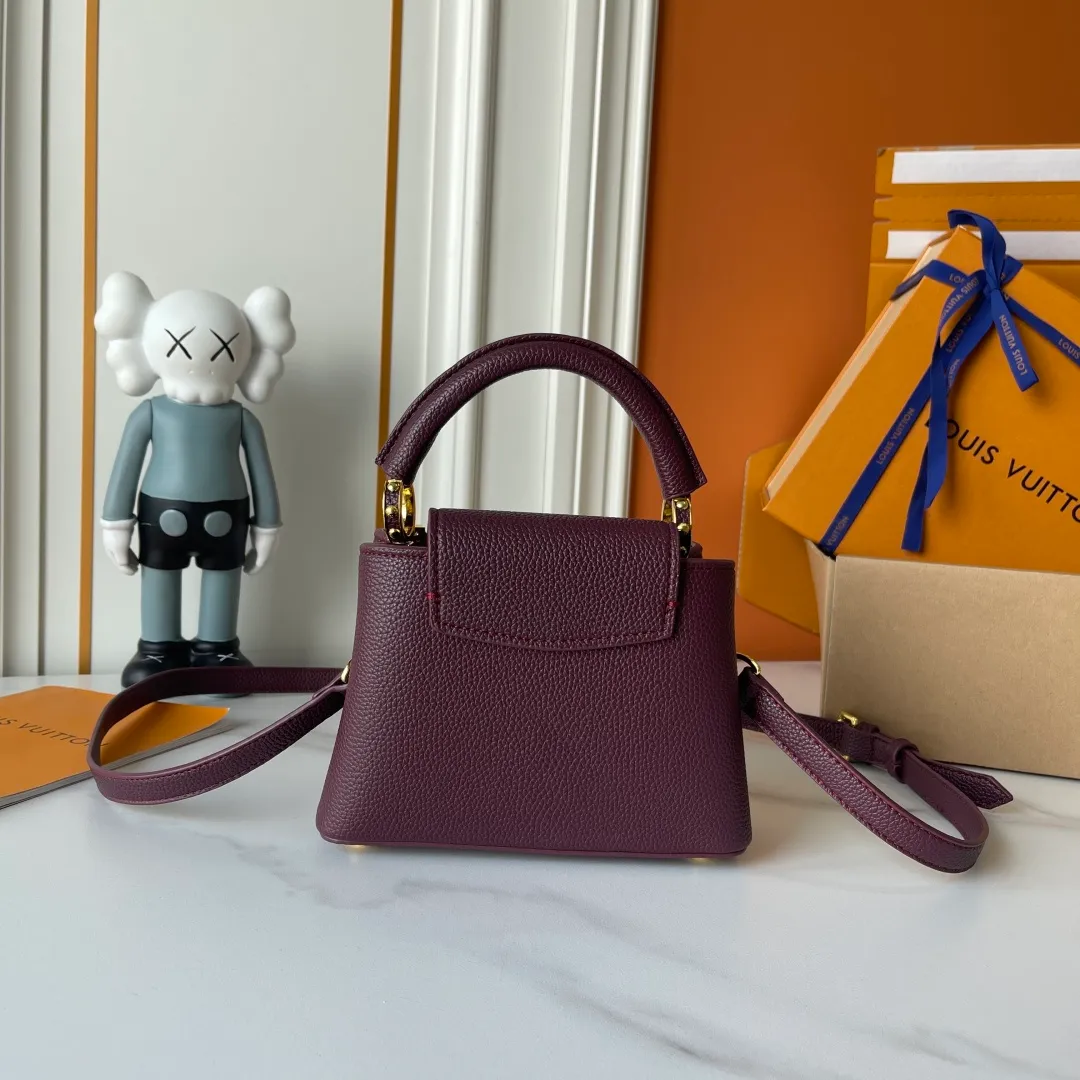 All Categories Official Website "Brand Women's Bags" Women's Bags 💙 LV LV 2026 New Crossbody Shoulder Bag