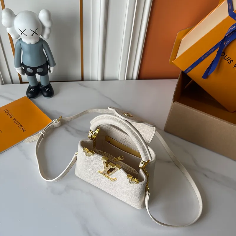 All Categories Official Website "Brand Women's Bags" Women's Bags 💙 LV LV 2026 New Crossbody Shoulder Bag