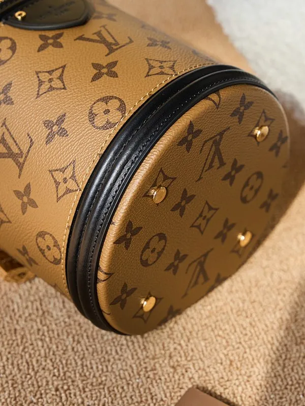 All categories 💚 Authentic bags 💚 LV 2024 new LV crossbody bag