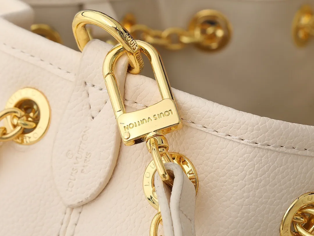 All Categories Official Website "Brand Women's Bags" Women's Bags 💙 LV 2025 New LV Crossbody Bag