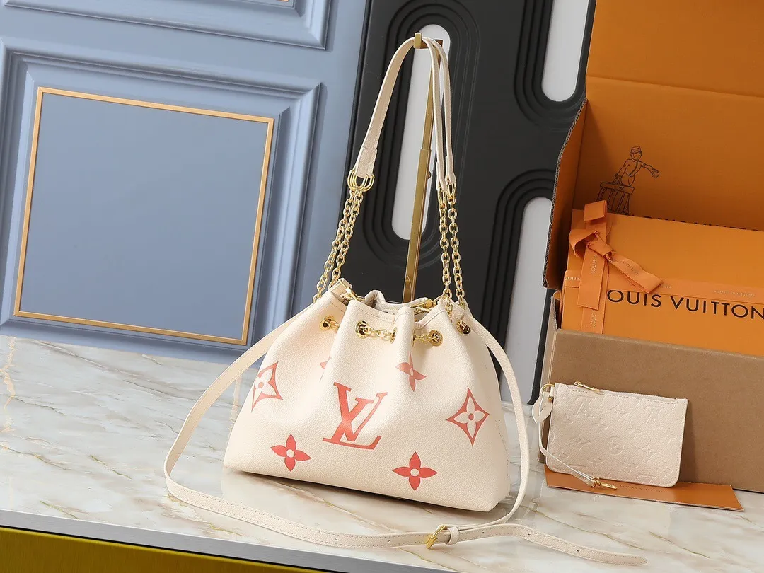 All Categories Official Website "Brand Women's Bags" Women's Bags 💙 LV 2025 New LV Crossbody Bag
