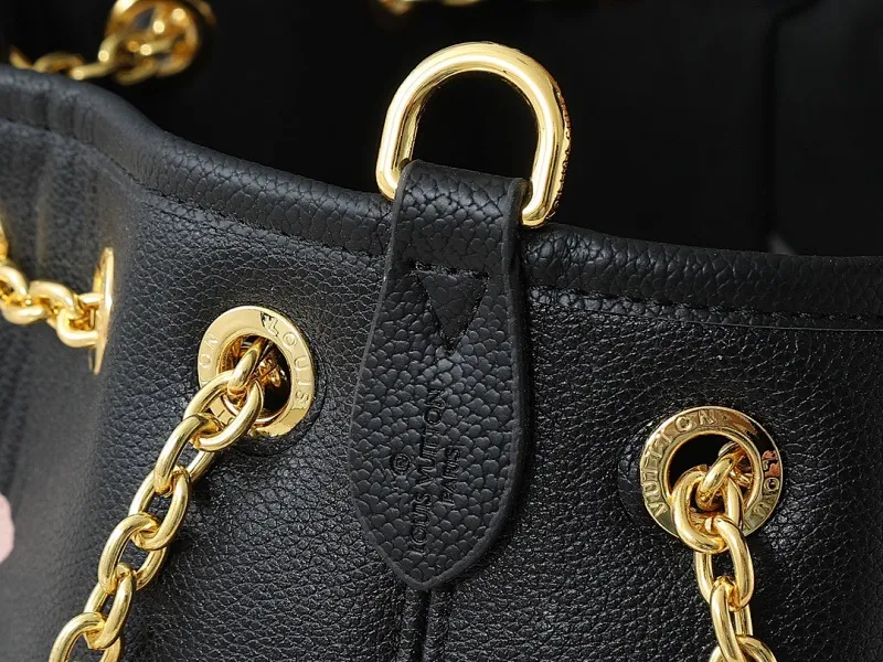 All Categories Official Website "Brand Women's Bags" Women's Bags 💙 LV 2025 New LV Crossbody Bag