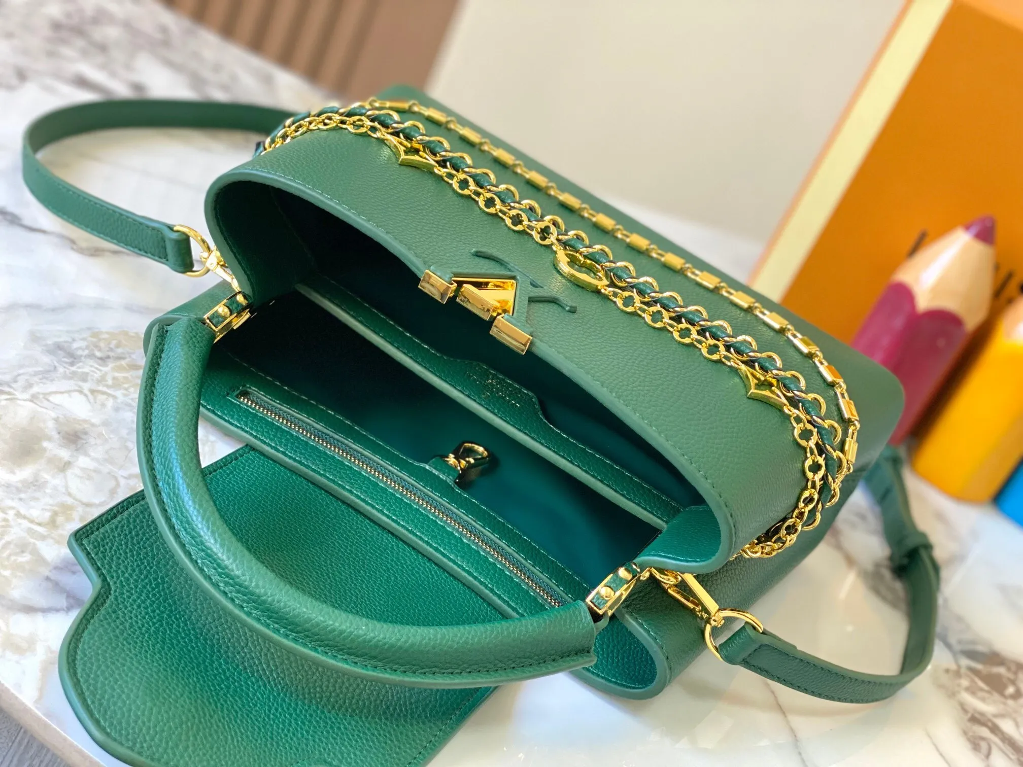 All Categories Official Website "Brand Women's Bags" Women's Bags 💙 LV 2024 New LV Crossbody Bag