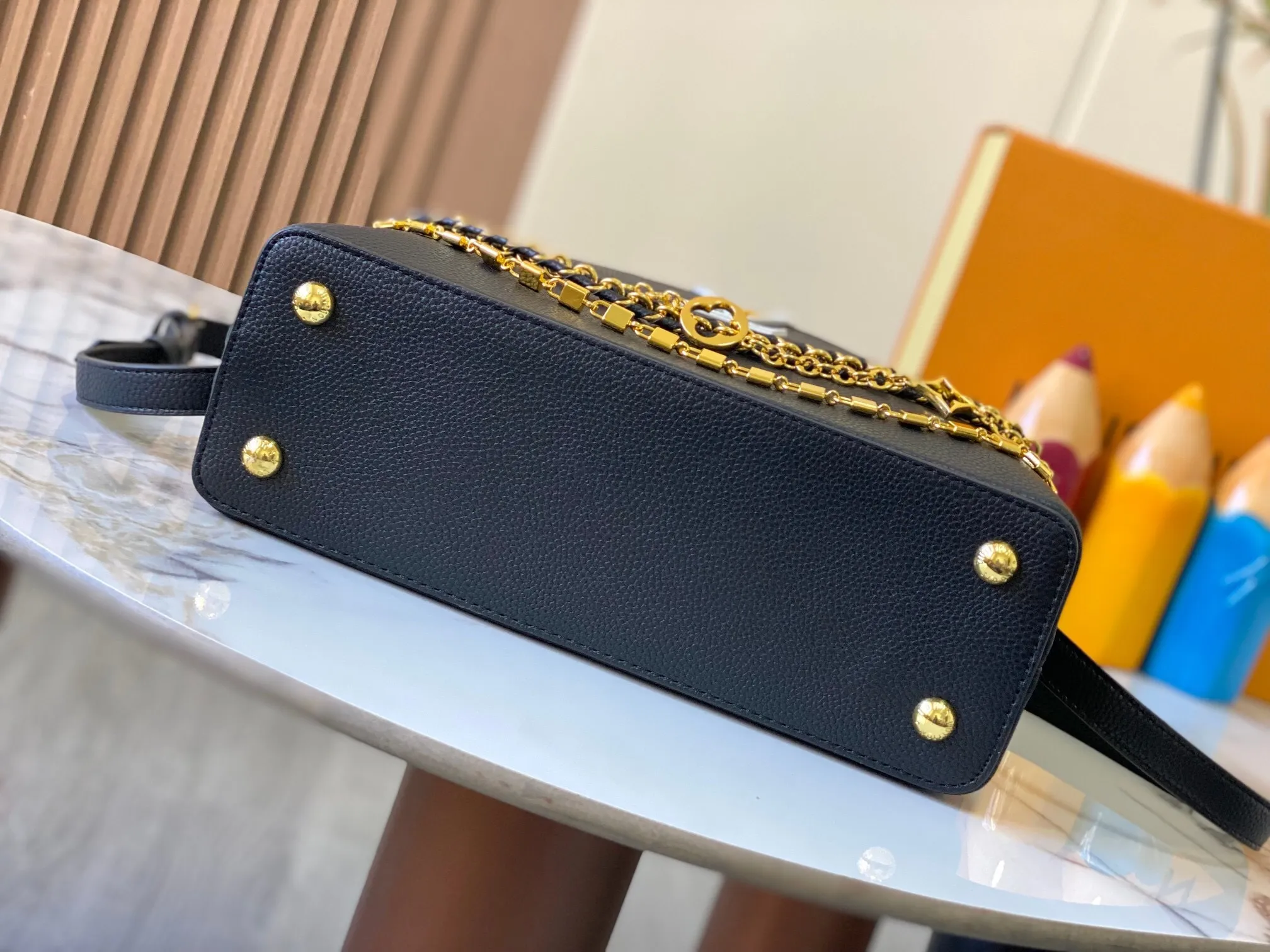 All Categories Official Website "Brand Women's Bags" Women's Bags 💙 LV 2024 New LV Crossbody Bag