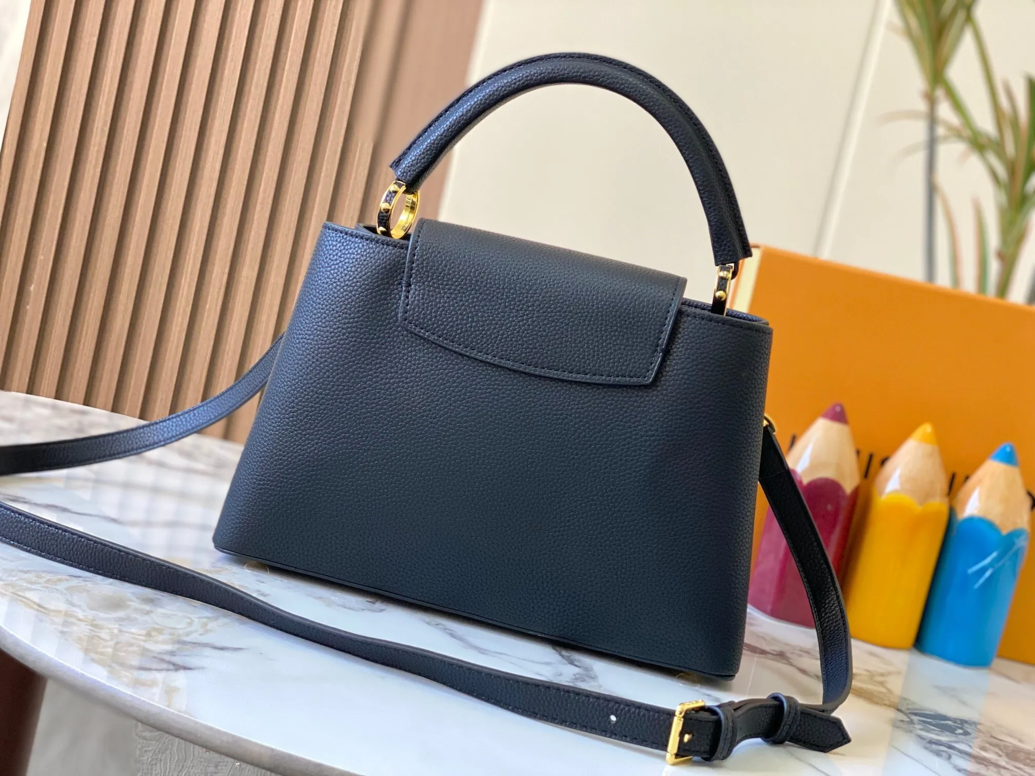 All Categories Official Website "Brand Women's Bags" Women's Bags 💙 LV 2024 New LV Crossbody Bag