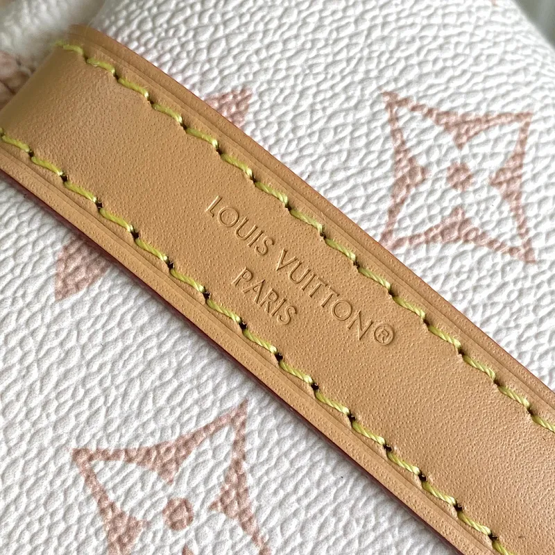 All Categories Official Website "Brand Women's Bags" Women's Bags 💙 LV LV 2026 New Crossbody Shoulder Bag