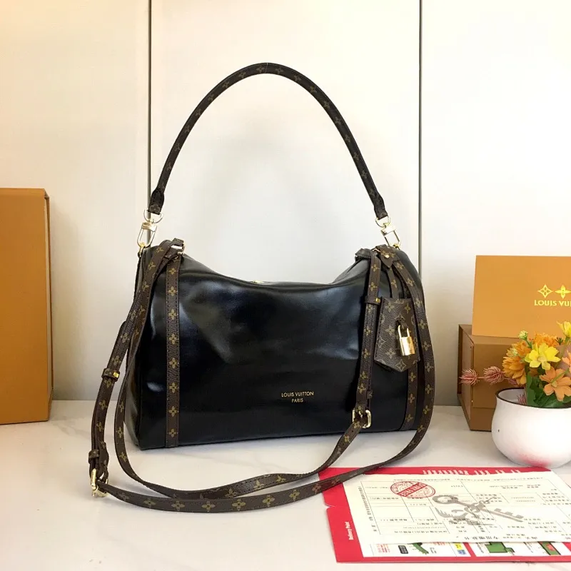 All Categories Official Website "Brand Women's Bags" Women's Bags 💙 LV 2025 New LV Crossbody Bag