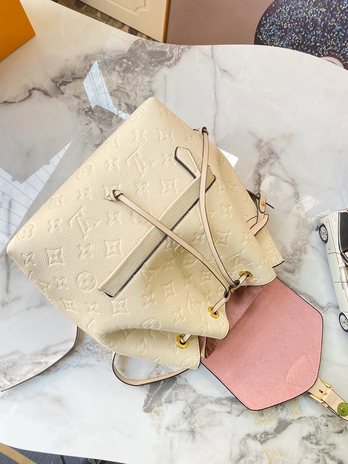 All Categories Official Website "Brand Women's Bags" Women's Bags 💙 LV 2022 Official New LV Backpack Wholesale 58001700 High Quality Size: 27.5-33-14 CM