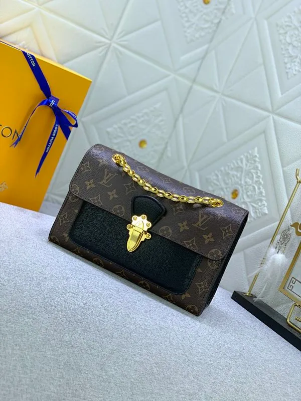 All Categories Official Website "Brand Women's Bags" Women's Bags 💙 LV French custom-made Monogram canvas and exquisite calfskin, top-notch handmade in Taiwan, perfect bottom arc of original order for quality, perfect combination of materials and unique hardware accessories, all investment regardless of cost, single shoulder, hand-held, cross-body all-match must-have style, exquisite crown lock buckle, showing the queen's style