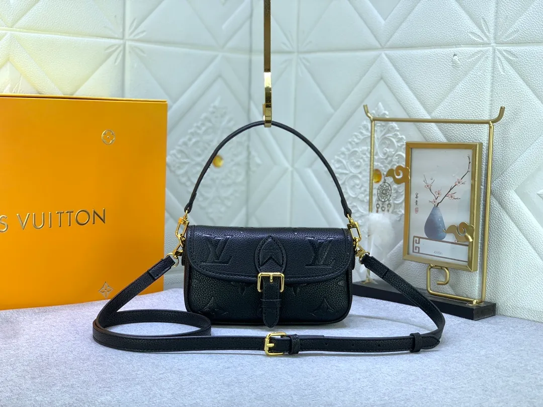 All Categories Official Website "Brand Women's Bags" Women's Bags 💙 LV 2024 New LV Crossbody Bag
