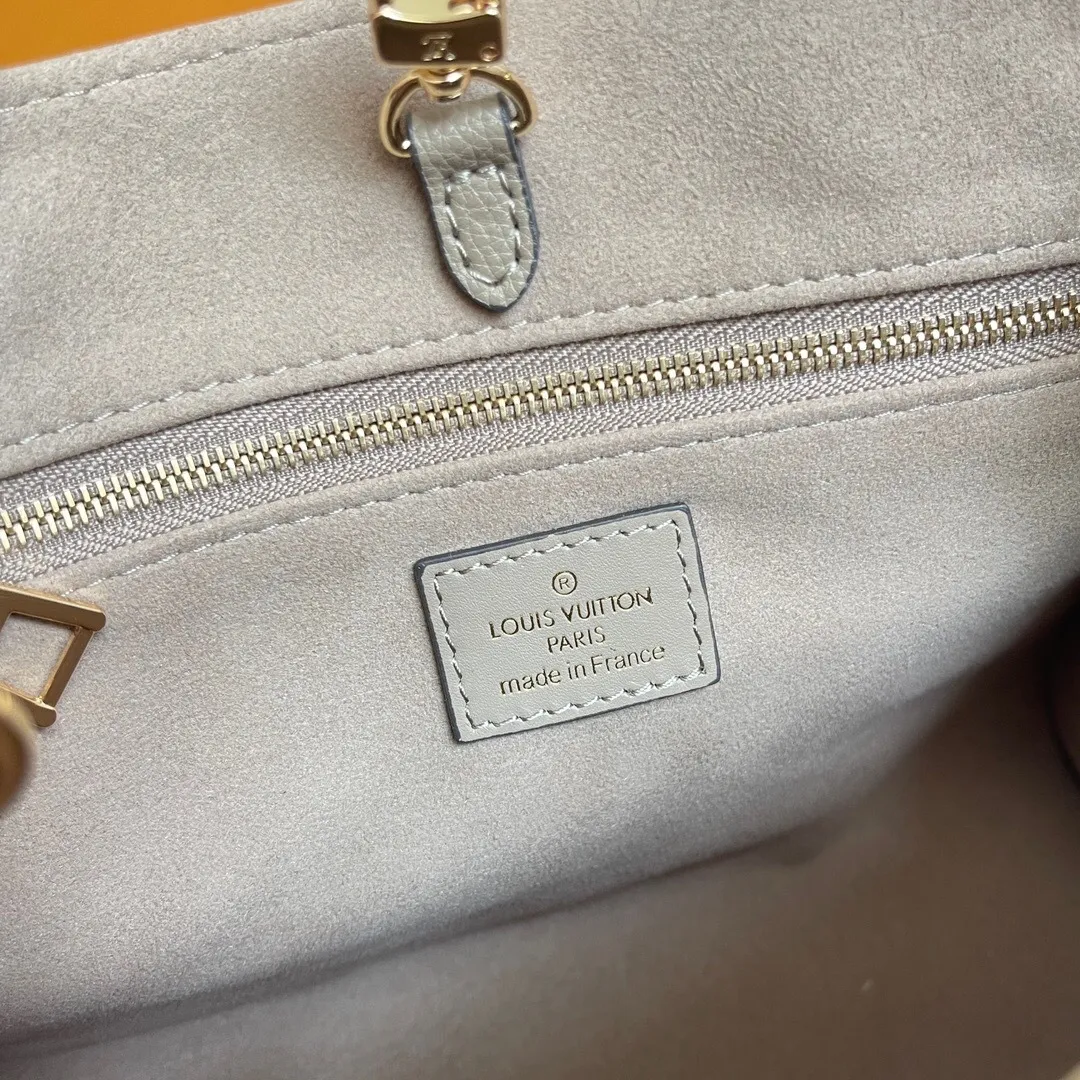All Categories Official Website "Brand Women's Bags" Women's Bags 💙 LV 2025 New LV Crossbody Bag