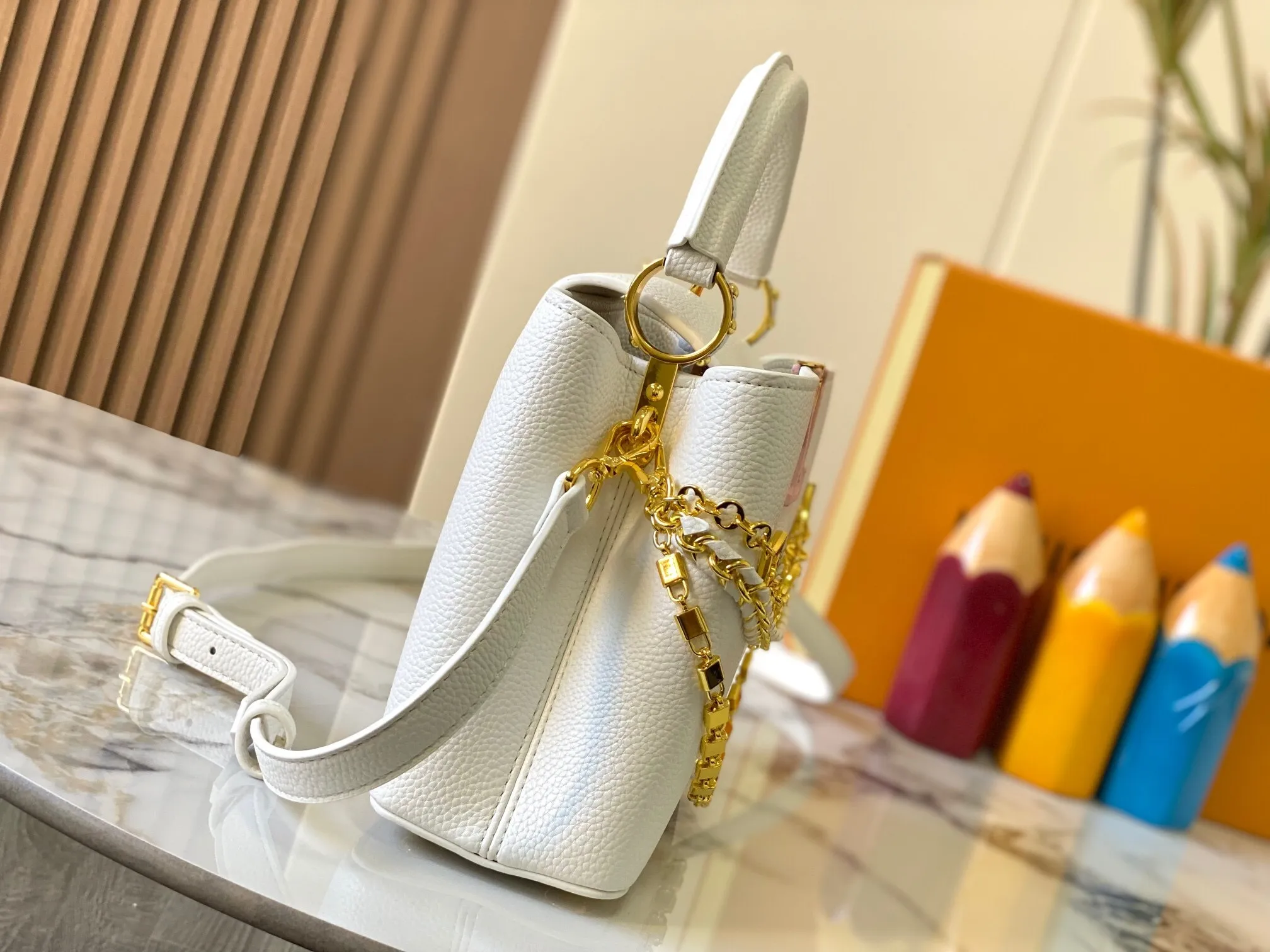 All Categories Official Website "Brand Women's Bags" Women's Bags 💙 LV 2024 New LV Crossbody Bag