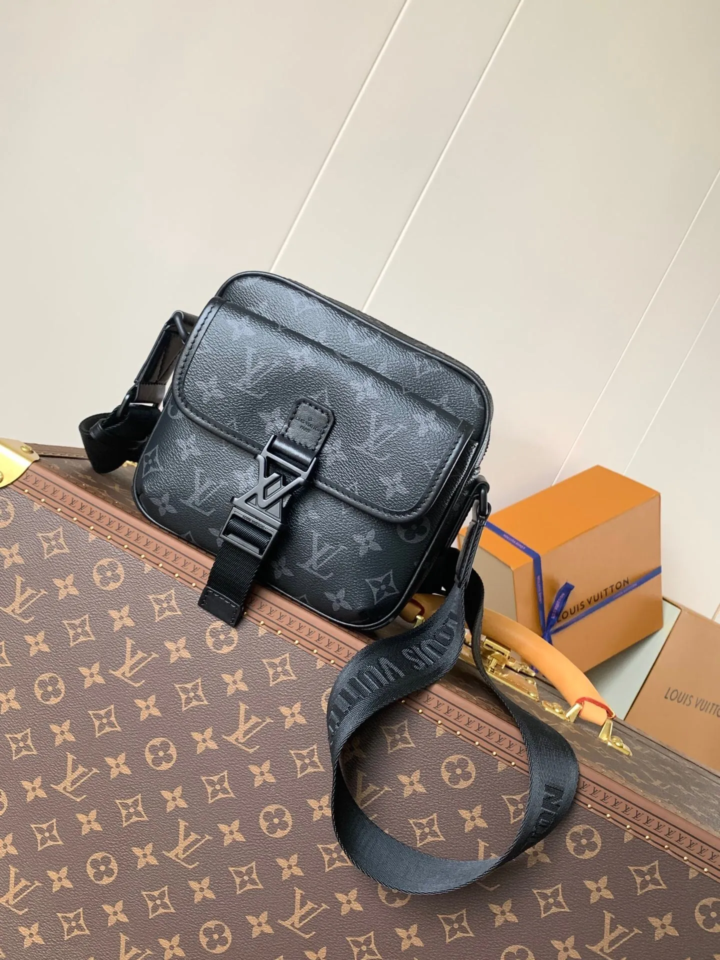 All Categories Official Website "Brand Women's Bags" Women's Bags 💙 LV 2025 New LV Crossbody Bag