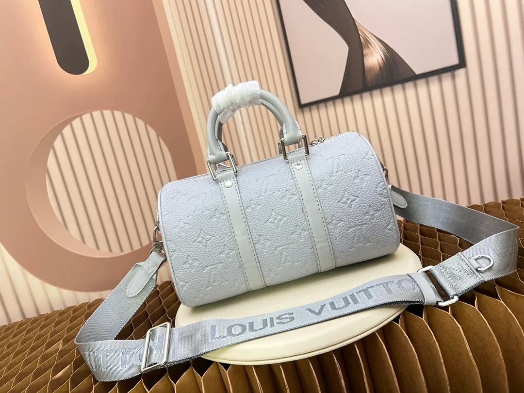 All Categories Official Website "Brand Women's Bags" Women's Bags 💙 LV 2023 New LV Crossbody Bag