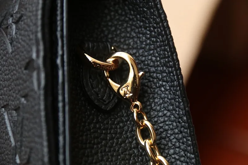 All Categories Official Website "Brand Women's Bags" Women's Bags 💙 LV 2024 New LV Crossbody Bag