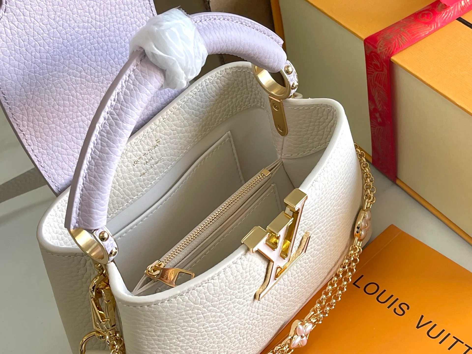 All Categories 💚 Authentic Grade Bags 💚 LV 2026 New LV Top Replica Crossbody Shoulder Bag
