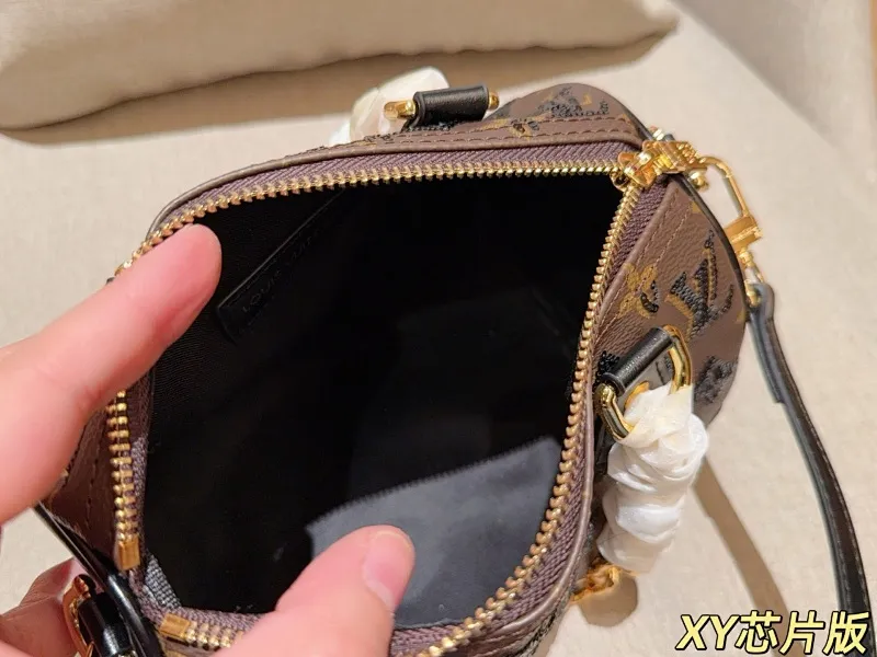 All Categories Official Website "Brand Women's Bags" Women's Bags 💙 LV 2025 New LV Crossbody Bag