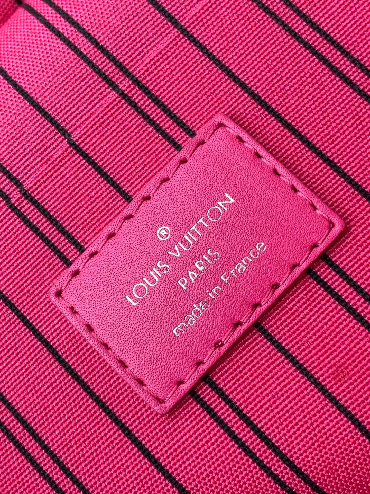 All Categories Official Website "Brand Women's Bags" Women's Bags 💙 LV 2025 New LV Crossbody Bag