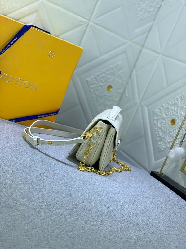 All Categories Official Website "Brand Women's Bags" Women's Bags 💙 LV 2024 New LV Crossbody Bag