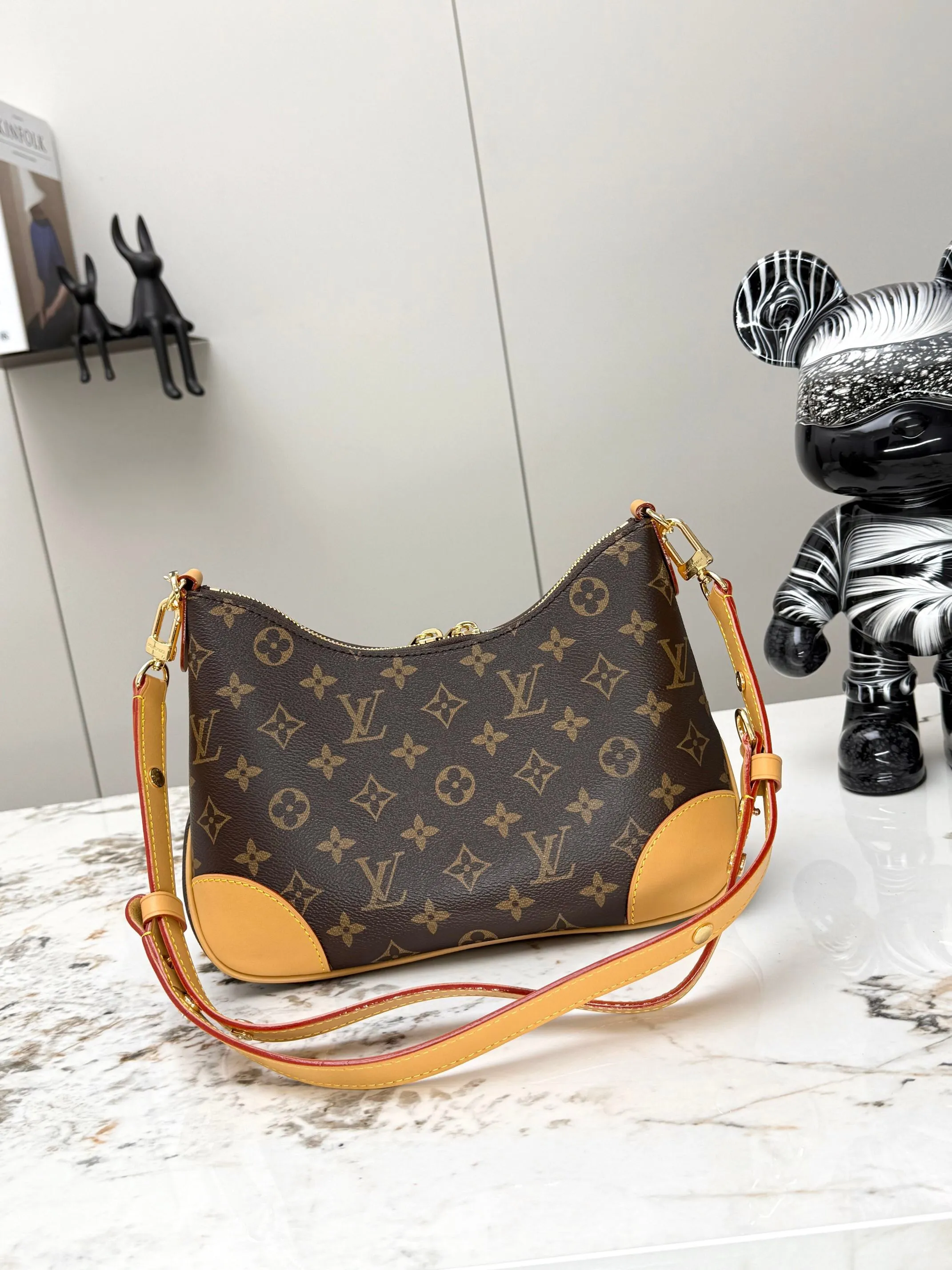 All Categories Official Website "Brand Women's Bags" Women's Bags 💙 LV 2025 New LV Crossbody Bag