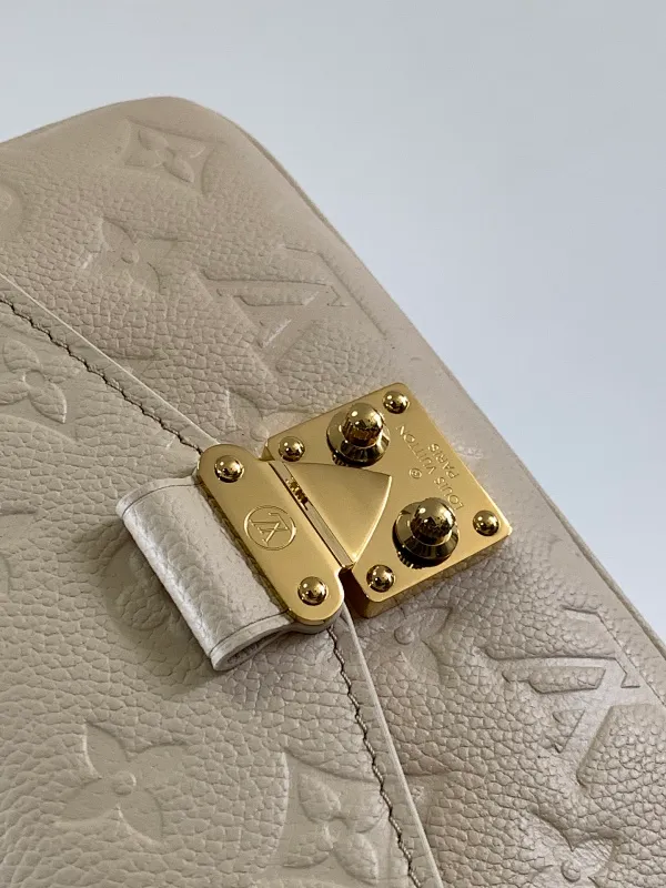 All Categories Official Website "Brand Women's Bags" Women's Bags 💙 LV 2026 New LV Crossbody Bag