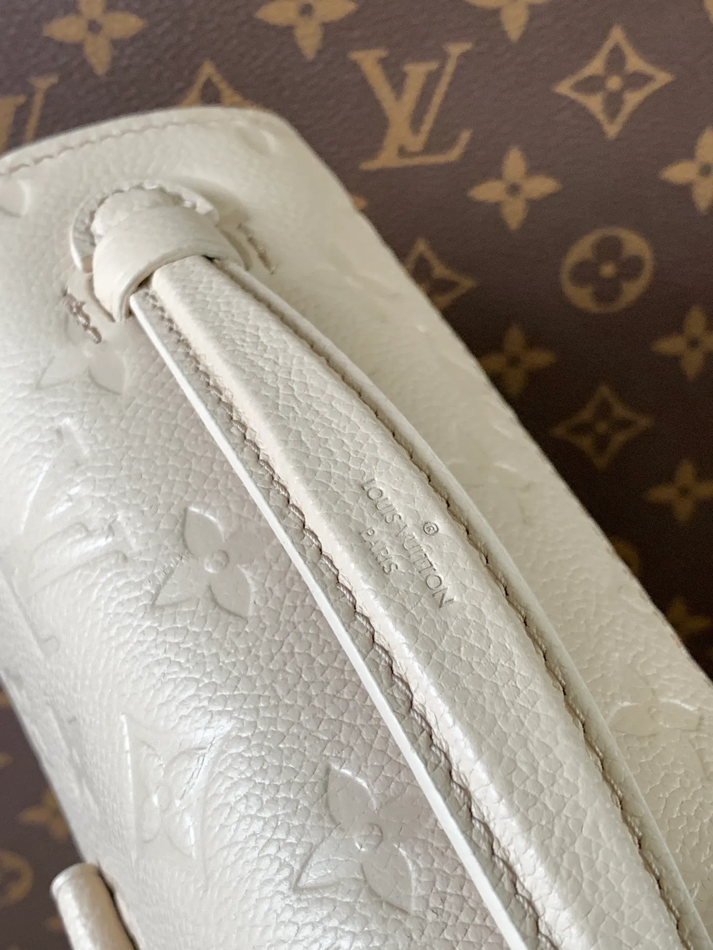 All Categories Official Website "Brand Women's Bags" Women's Bags 💙 LV 2026 New LV Crossbody Bag