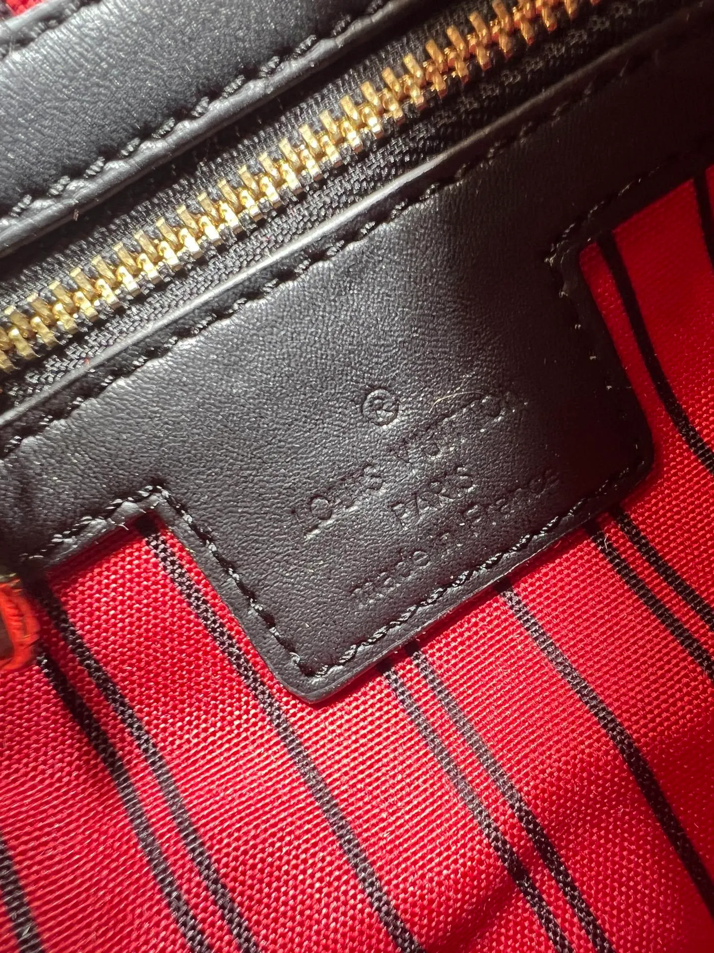All Categories Official Website "Brand Women's Bags" Women's Bags 💙 LV 2026 New LV Crossbody Bag