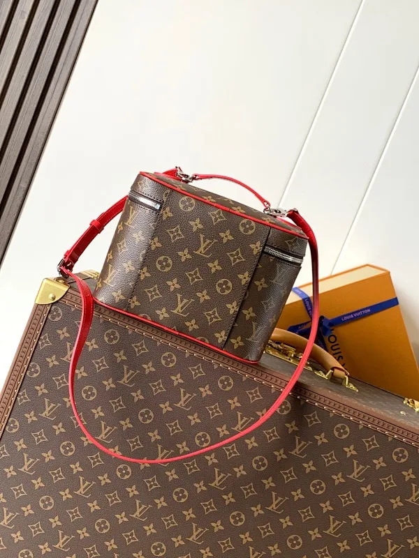 All Categories Official Website "Brand Women's Bags" Women's Bags 💙 LV 2025 New LV Crossbody Bag