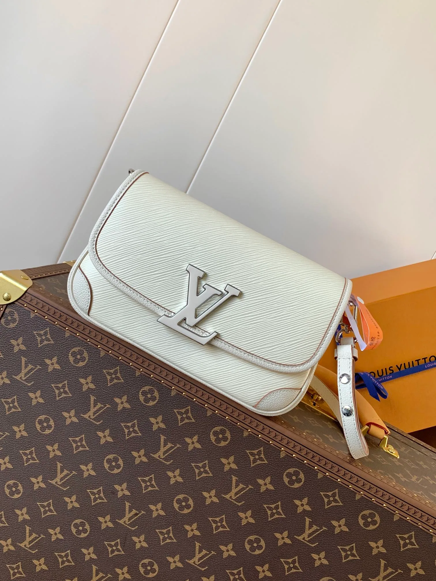 All Categories Official Website "Brand Women's Bags" Women's Bags 💙 LV 2026 New LV Crossbody Bag