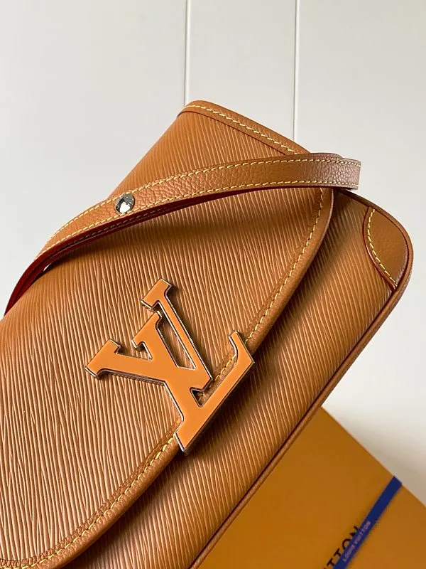 All Categories Official Website "Brand Women's Bags" Women's Bags 💙 LV 2026 New LV Crossbody Bag