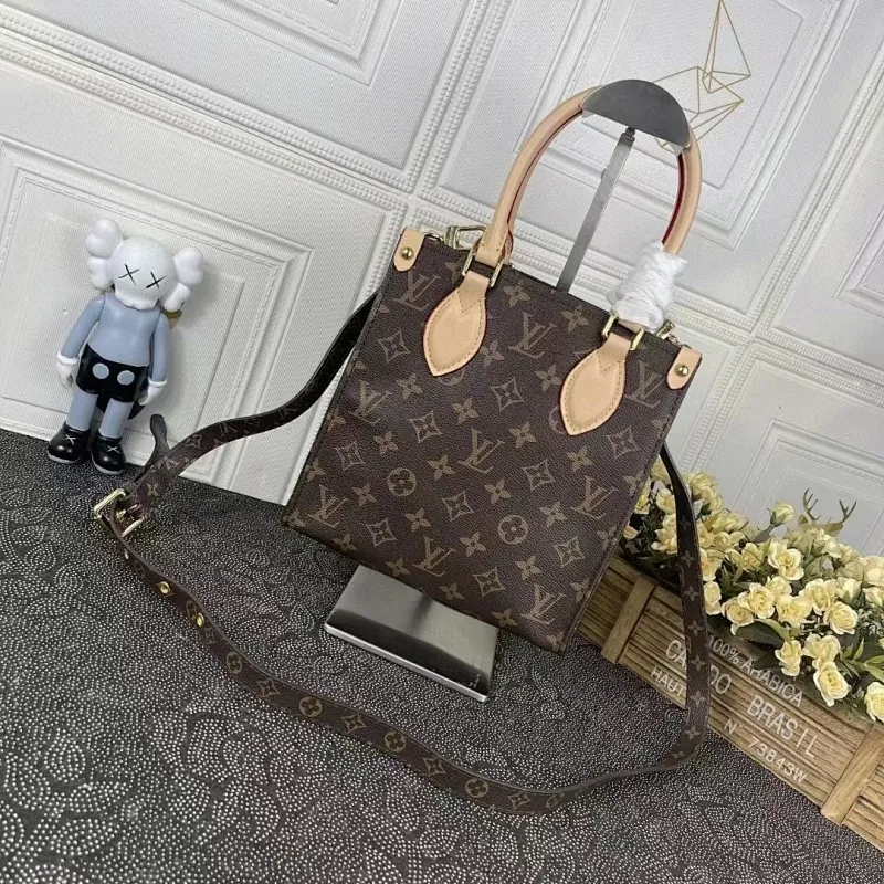 All categories Official website "Brand Women's Bags" Women's Bags 💙 LV fine imitation LV, high imitation LV bags, LV crossbody bags, 2023 official latest version LV presbyopia handbags, LV bag factory, recommended bags, size: 21-23CM