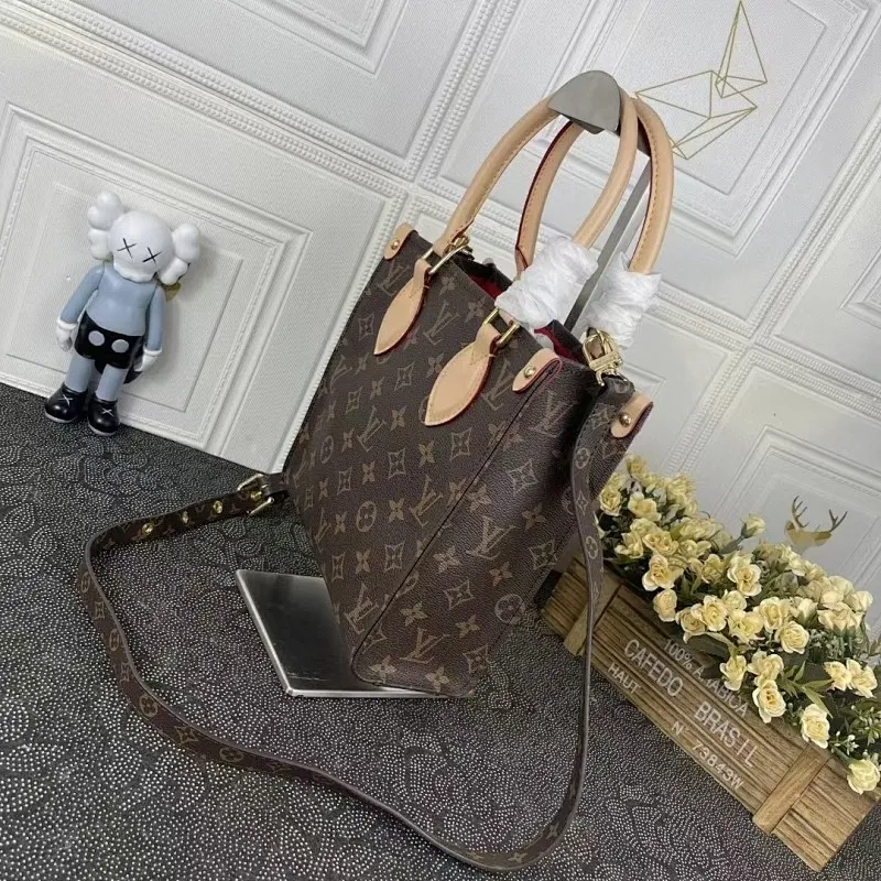 All categories Official website "Brand Women's Bags" Women's Bags 💙 LV fine imitation LV, high imitation LV bags, LV crossbody bags, 2023 official latest version LV presbyopia handbags, LV bag factory, recommended bags, size: 21-23CM