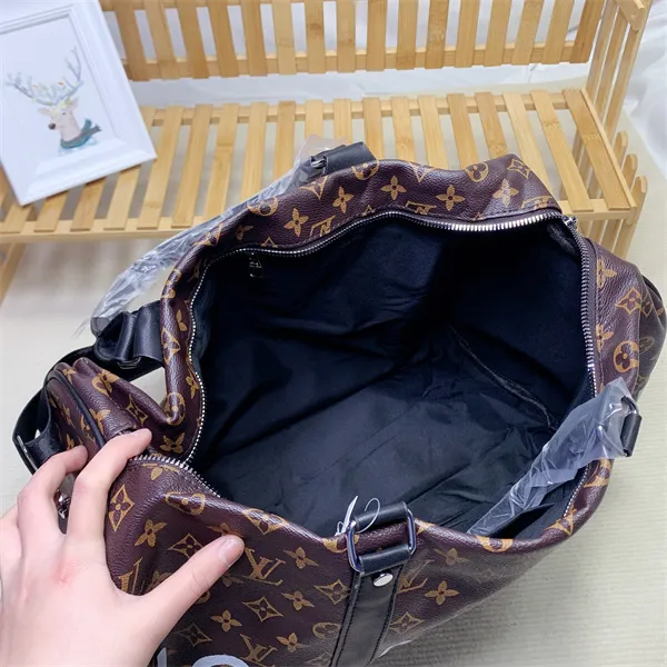 All categories Official website "Three-piece bag set" Three-piece set💖 LV 2023 new LV bag three-piece set wholesale