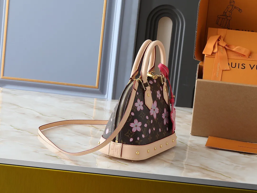 All Categories Official Website "Brand Women's Bags" Women's Bags 💙 LV 2025 New LV Crossbody Bag