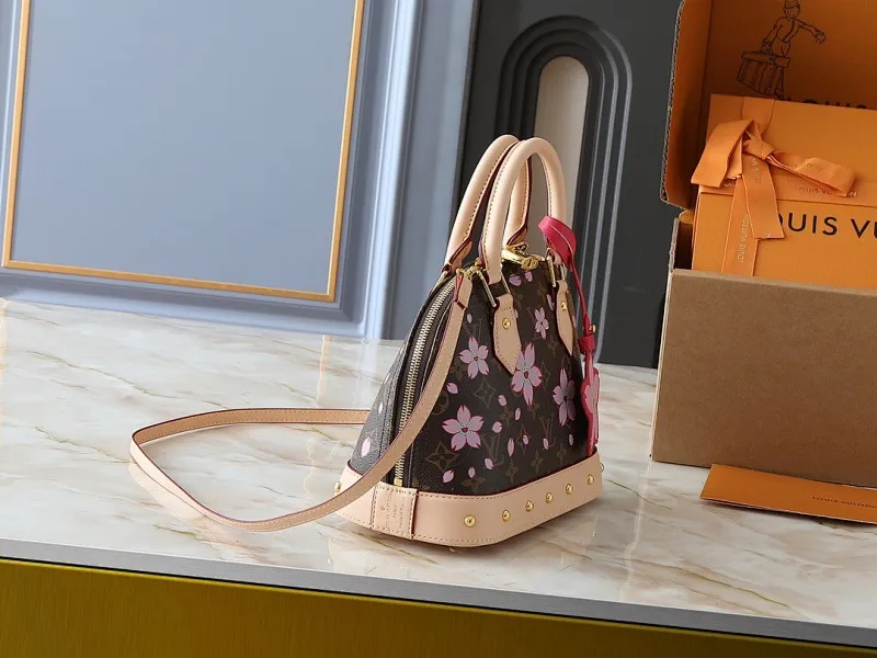 All Categories Official Website "Brand Women's Bags" Women's Bags 💙 LV 2025 New LV Crossbody Bag