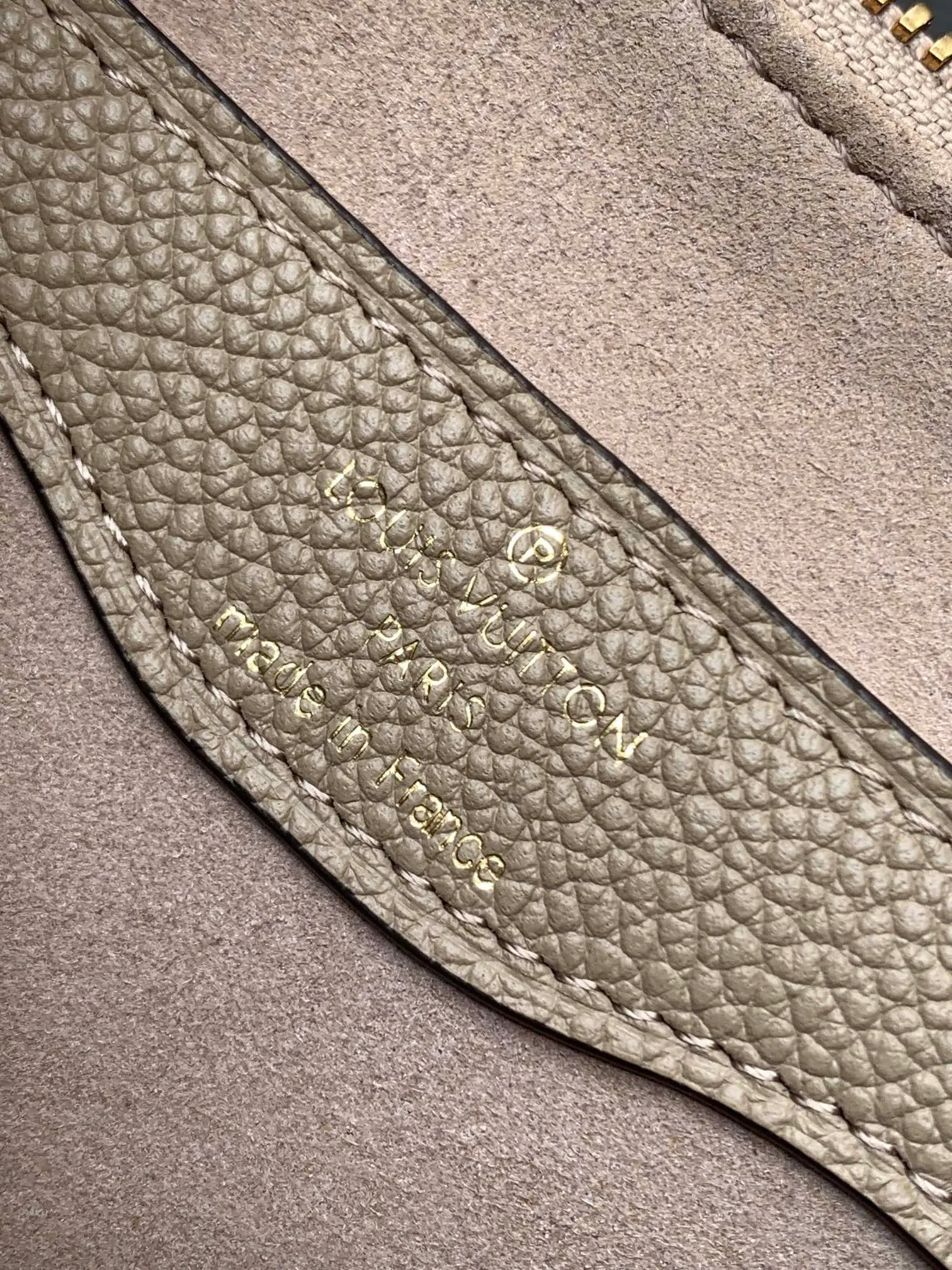 All Categories Official Website "Brand Women's Bags" Women's Bags 💙 LV 2026 New LV Crossbody Bag