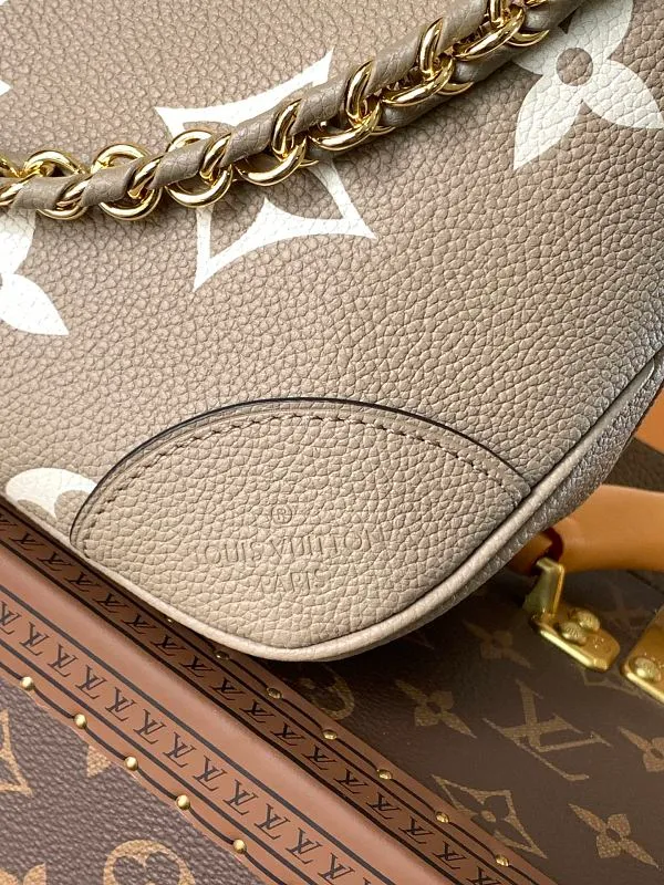 All Categories Official Website "Brand Women's Bags" Women's Bags 💙 LV 2026 New LV Crossbody Bag