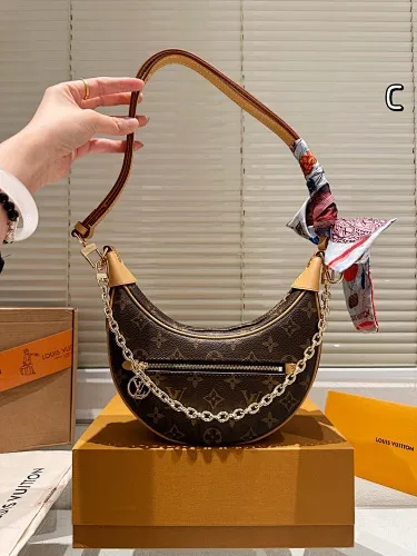 All categories Official website "Brand Women's Bags" Women's Bags 💙 LV 2025 new LV armpit bag
