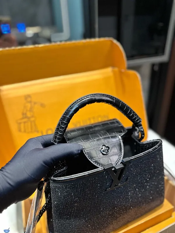 All Categories Official Website "Brand Women's Bags" Women's Bags 💙 LV 2025 New LV Crossbody Bag