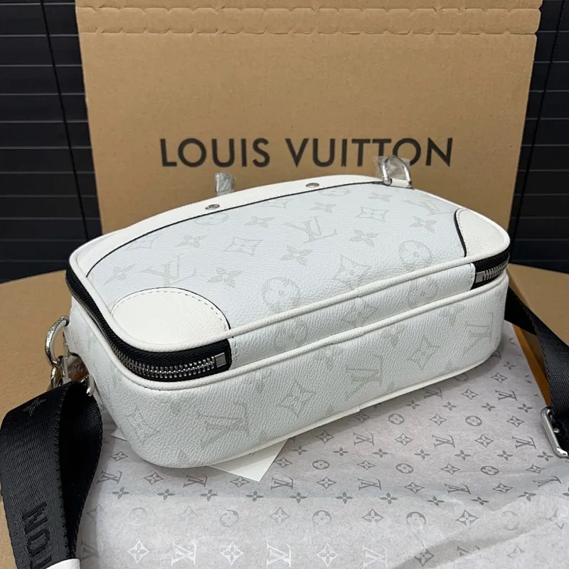 All Categories Official Website "Brand Women's Bags" Women's Bags 💙 LV 2025 New LV Crossbody Bag