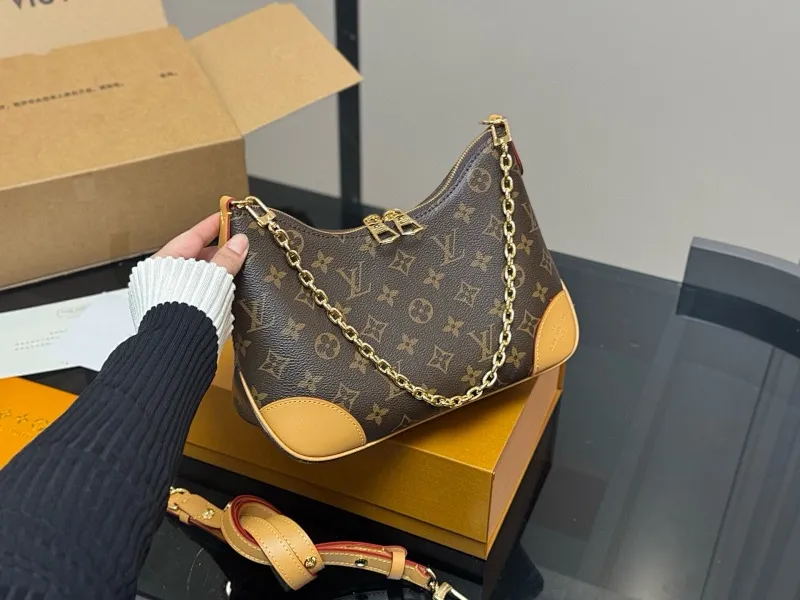 All Categories Official Website "Brand Women's Bags" Women's Bags 💙 LV 2025 New LV Crossbody Bag