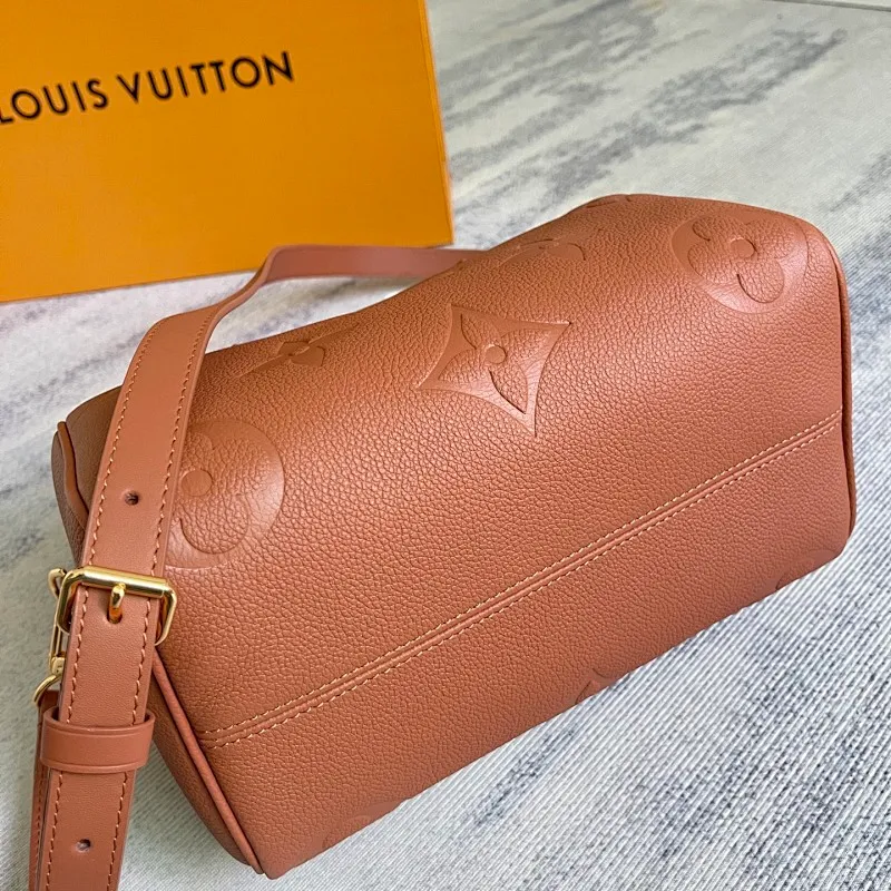 All Categories Official Website "Brand Women's Bags" Women's Bags 💙 LV 2026 New LV Crossbody Bag