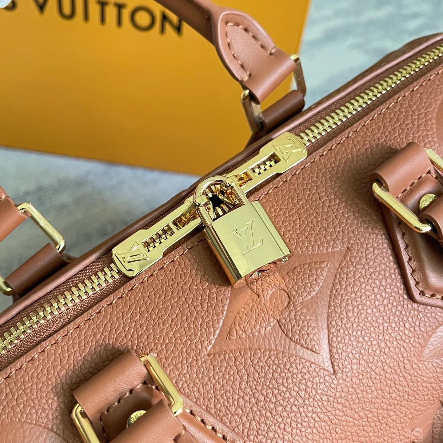 All Categories Official Website "Brand Women's Bags" Women's Bags 💙 LV 2026 New LV Crossbody Bag