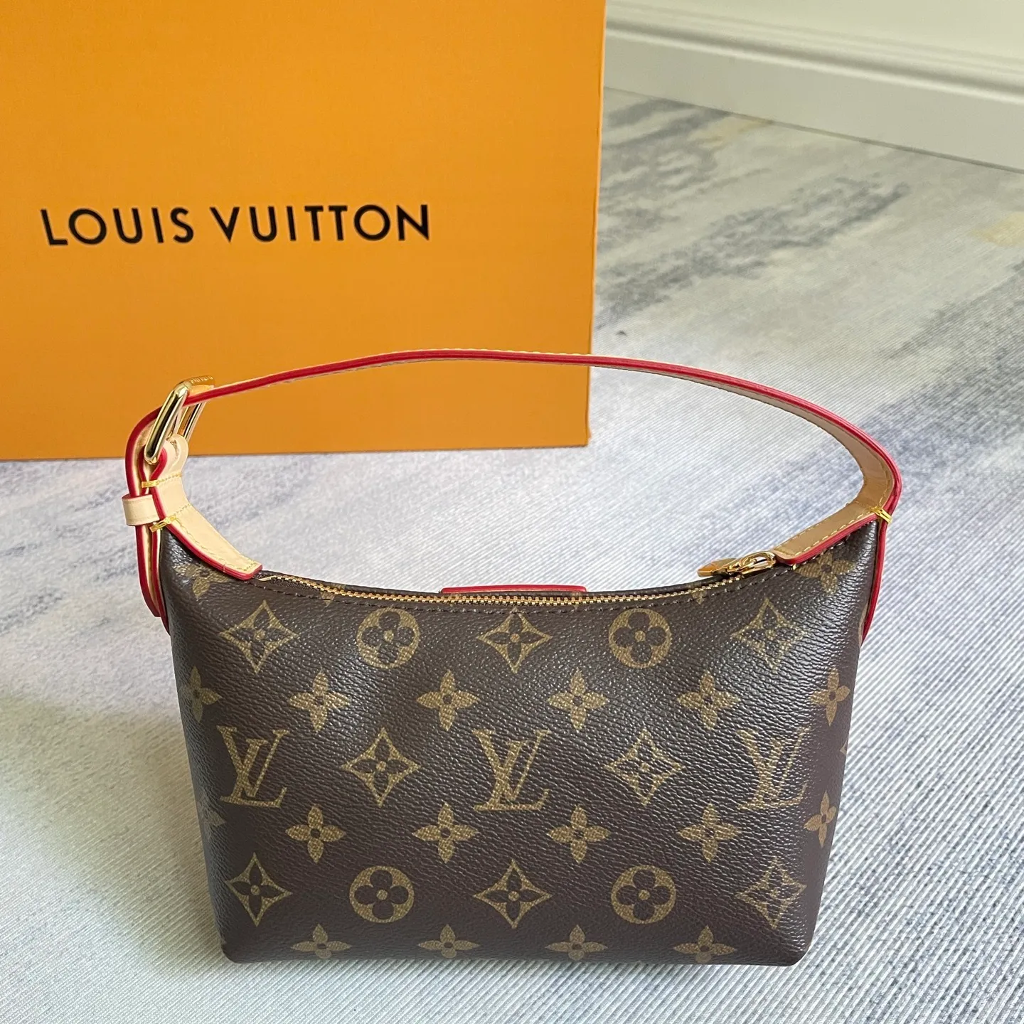 All Categories Official Website "Brand Women's Bags" Women's Bags 💙 LV 2026 New LV Underarm Bag