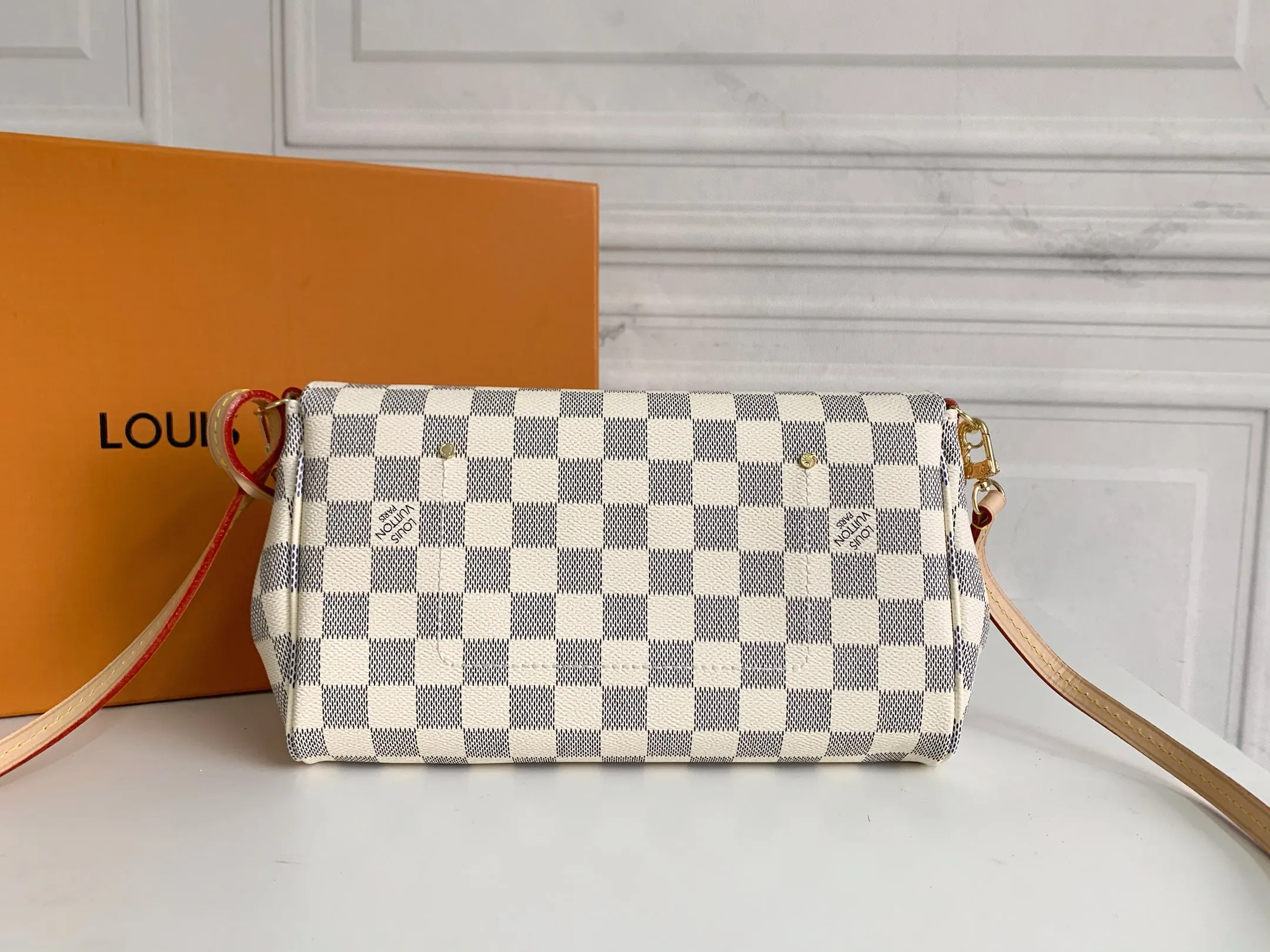 All Categories Official Website "Brand Women's Bags" Women's Bags 💙 LV 2026 New LV Crossbody Bag